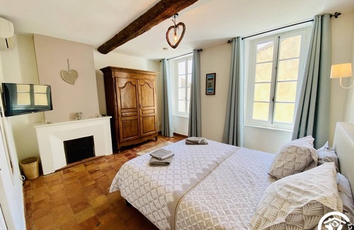 Mailhac House | Gîte et Chambres d'hôtes Le Coq du Nord - Mailhac