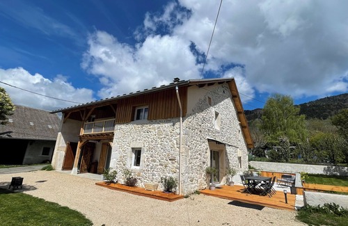 Virieu-le-Petit Cottage | Gîte Familial en Valromey