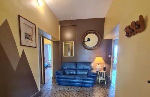 Parroy House | Gîte familial au bord du Canal de la Marne au Rhin, idéal pour pêche et randonnées, proche de Nancy - FR-1-584-29