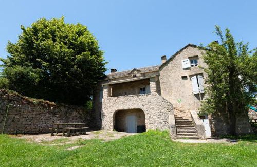 Saint-Pierre-des-Tripiers House | Gîte Gîte Le Prieuré 5/6 personnes