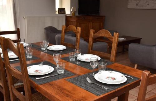 Cressanges House | Gîte indépendant avec piscine, grande terrasse, jardin, barbecue, proche St Pourçain/Sioule et Souvigny - FR-1-489-78