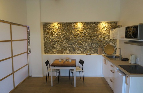 Puymaurin Apartment | Gîte Japonais 2 à 4 Personnes, Piscine, SPA et vue sur les Pyrénées