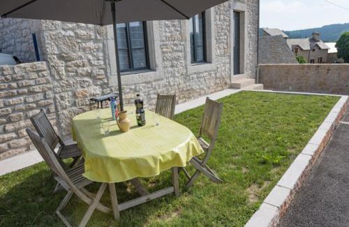 Chanac House | Gîte L'Ecole d'Antan 5/6 personnes