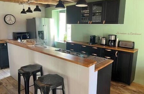 Saint-Sorlin-de-Morestel House | Gîte le Clos Margherite. 14 Personnes Piscine