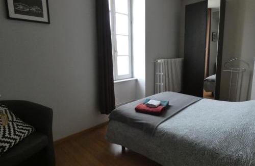 Ouroux-en-Morvan Bed & Breakfast | Gîte la loutière
