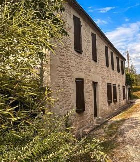 Le Lardin-Saint-Lazare House | Gîte le relais de la diligence