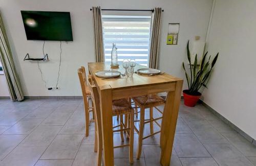 Nonzeville House | Gîte le Saule - FR-1-589-823