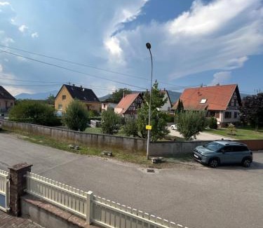 Scherwiller Apartment | Gîte 'Les Bleuets' Piscine été 2026