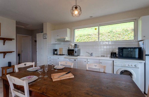 Lagarde House | Gîte Mathieu - Cozy House 10 min from Lourdes, private terrace, garden, WiFi, parking