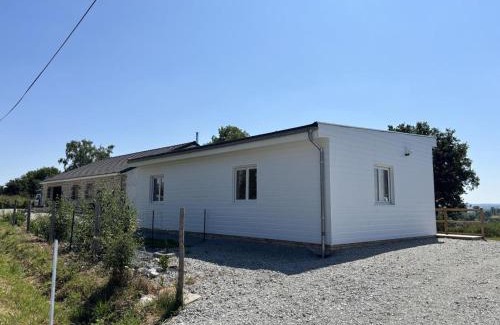 Marcillat-en-Combraille House | Gîte moderne à Marcillat-en-Combraille, nature et confort pour 4 personnes - FR-1-489-582