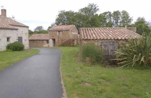 Mareuil-Sur-Lay-Dissais House | Gîte neuf du Hameau de l'Eveillerie