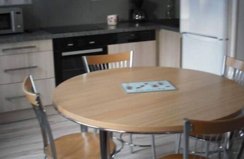 Arnay-le-Duc Apartment | Gîte Neuf Entier en Bourgogne Dans Cité Médiévale
