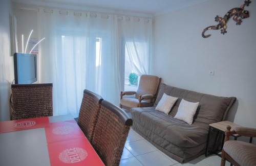 Colombiers Apartment | Gîte Nino Colombiers