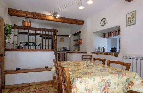 Fontiers-Cabardes Bed & Breakfast | Gîte Pour 6 Personnes "les Marronniers" Près de Carcassonne