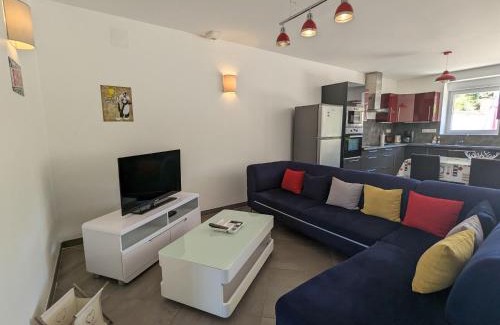 Longeaux House | Gîte rénové et moderne avec Wi-Fi, calme et confort près de Ligny-en-Barrois - FR-1-585-160