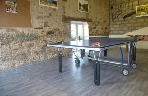 Saint-Julien-des-Landes House | Gîte rustique avec salle de jeux et animaux en campagne - FR-1-426-336