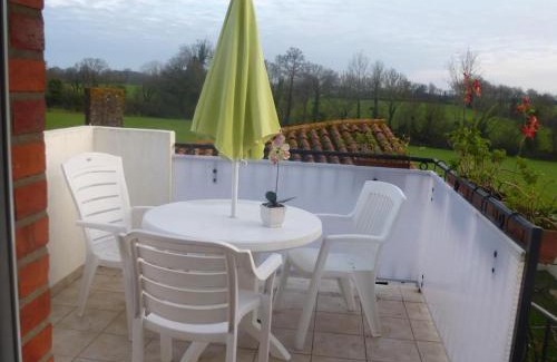 Saint-Julien-des-Landes House | Gîte rustique avec salle de jeux et animaux en campagne - FR-1-426-336
