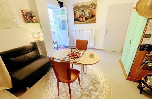 Pompierre-sur-Doubs House | Gîte Tan Rouge