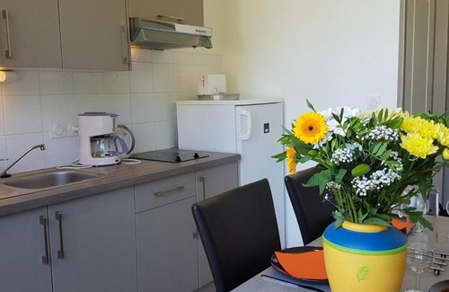 Veauchette House | Gîte Veauchette, 3 pièces, 4 personnes - FR-1-496-85