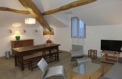 Moissac House | Gîtes Dans une Maison d'hôtes "Lieu Dit Cruzel"