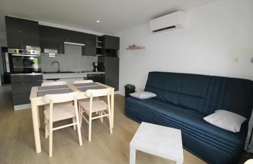 Remoncourt Apartment | Gîtes La Source du Rey avec terrasse et jardin