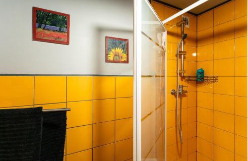 Cabrerets Apartment | Gîtes Un Jardin dans la Falaise
