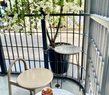 Go Vap Bed & Breakfast | Góc hoa homestay