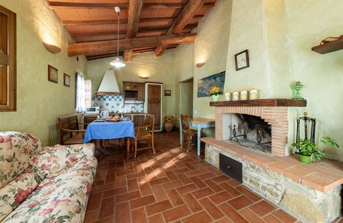 Arcidosso Apartment | Gabriele, Fattoria la Pieve, Roccalbegna, Grosseto and Maremma