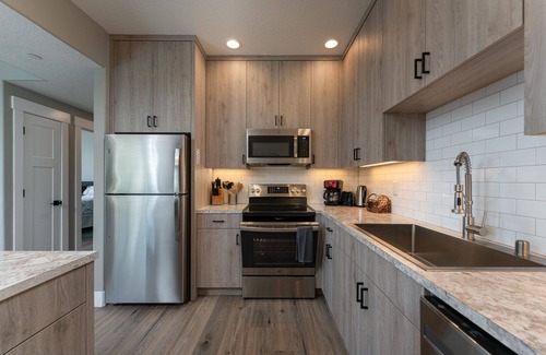 Carrolls Cabin | Gallery of Picture Windows, River & Garden Views, Living landscapes :Kalama Oaks