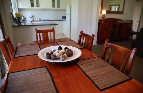 Yarra Glen House | Galoglen Farm Cottage