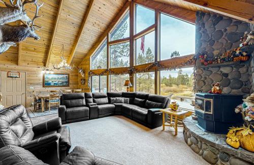 La Pine House | Game & Gather Getaway