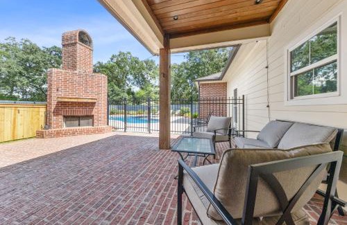 Youngsville House | Gameday Getaway - Pool - King Bed - Sports Complex