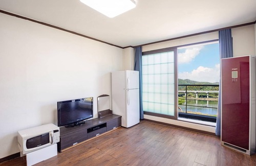 Namsan House | Gangchon Beautiful pet House Pension