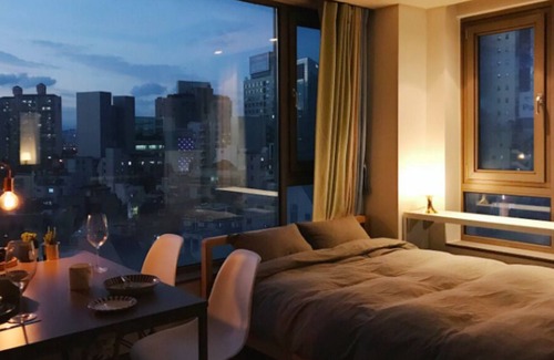 Dogok-dong Apartment | Gangnam,Garosu-gil, JINJIN house (3min from Sinsa)