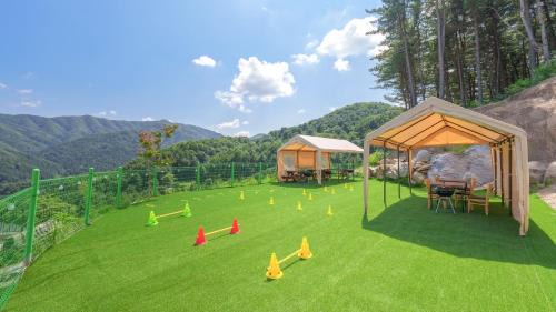 Sang House | Gapyeong staysumok pool villa pension