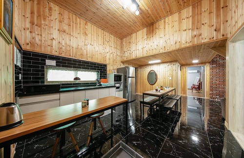 Seorak House | Gapyeong Twelve Pension