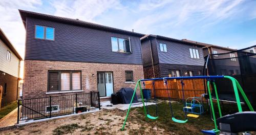 Brantford Apartment | Garden Avenue Homes Free Parking