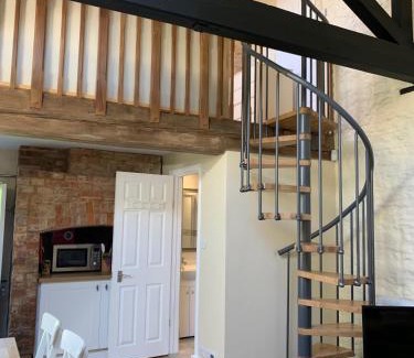 Farthinghoe House | Garden Barn