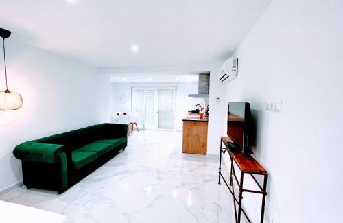 El Faro Apartment | Garden Boutique