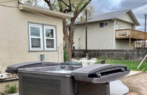 Old North End House | Garden City House with Hot Tub