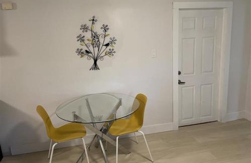 Bedford Apartment | Garden City-Private 1BR Full Apt