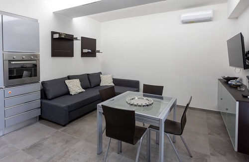 San Lazzaro House | Garden House is located in Agerola within walking distance of the famous Amalfi Coast