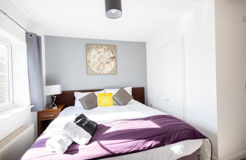 Banbury House | Garden House near shops in quiet location