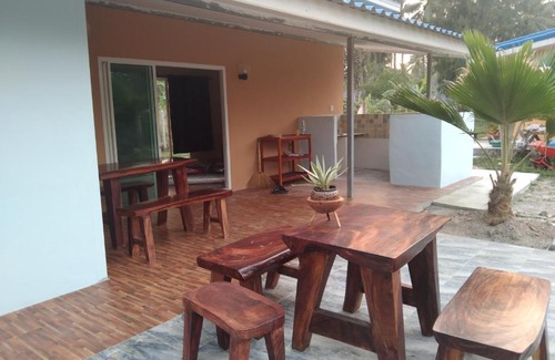 Khlong Wan Villa | Garden House