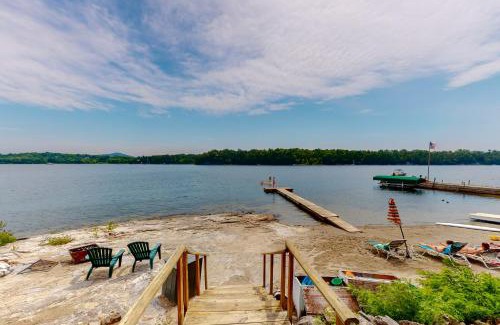 Charlotte House | Garden Island's Maple