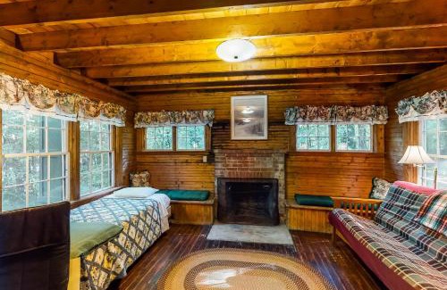 Charlotte House | Garden Island's