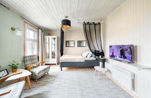 Pelgulinn Apartment | Garden Studio next to Telliskivi & Old Town