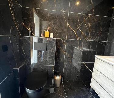 Schendelbeke House | Garden Suite Monaco