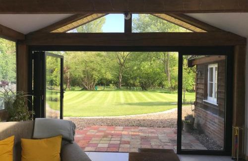 Hethel Apartment | Garden View