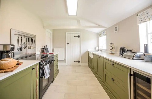 Bury St Edmunds House | Gardener's Cottage - Nowton Park